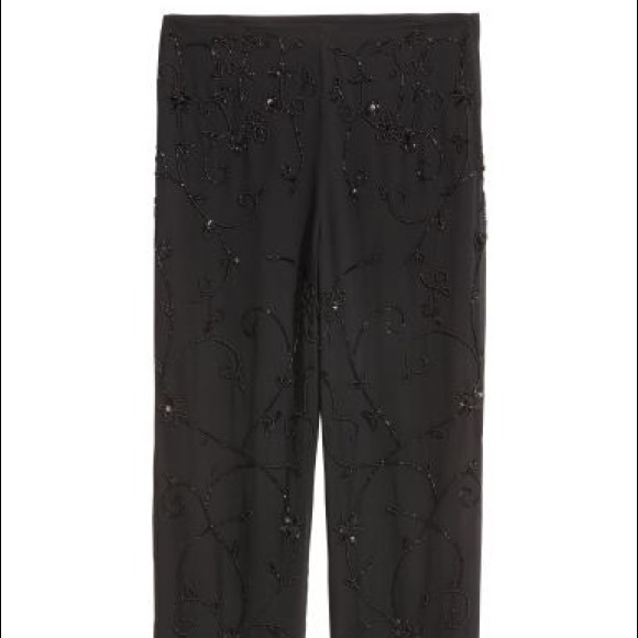 Black pants with fancy pearls - Picture 1 of 16
